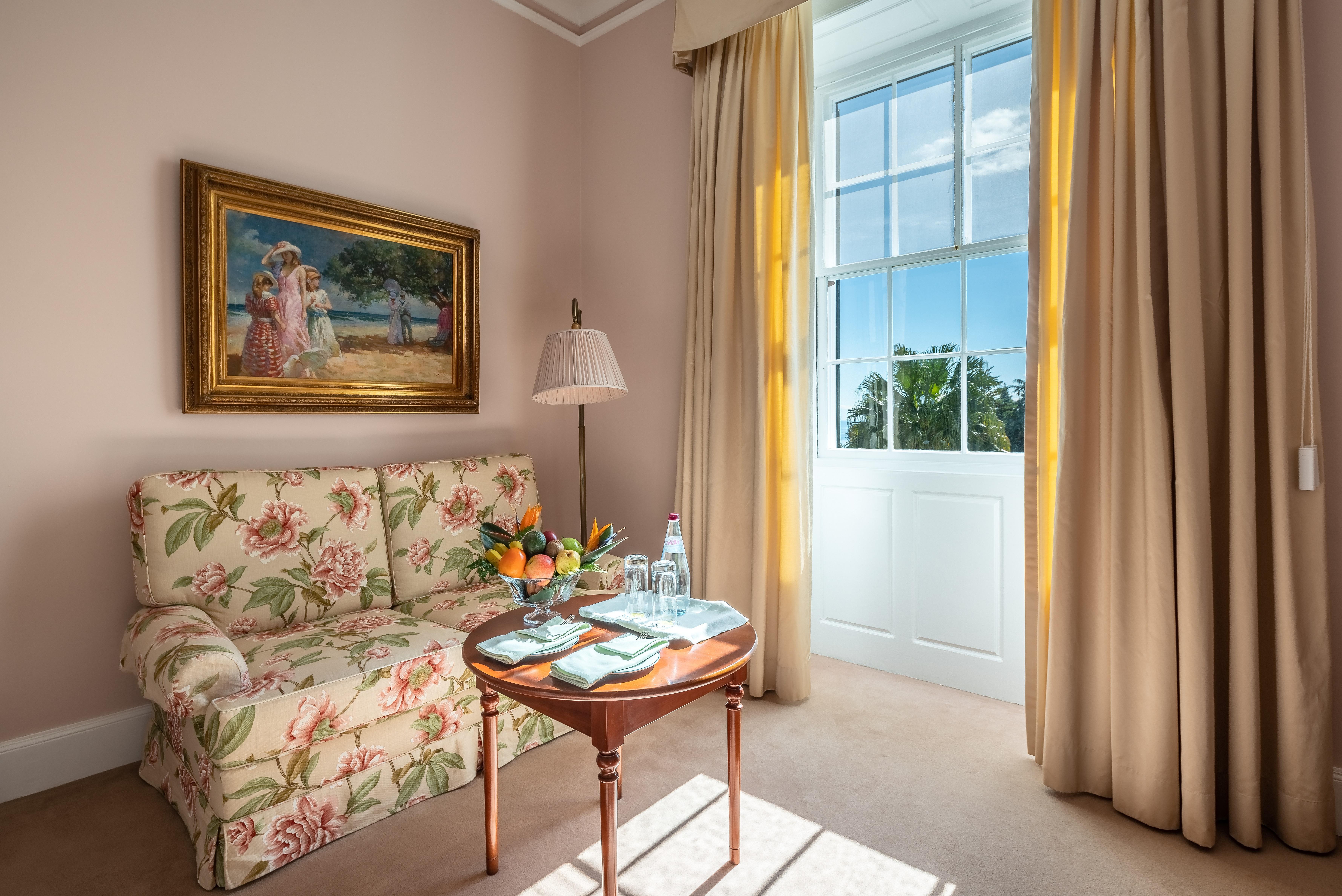 Quinta Jardins Do Lago Funchal  Exterior photo A room at the hotel
